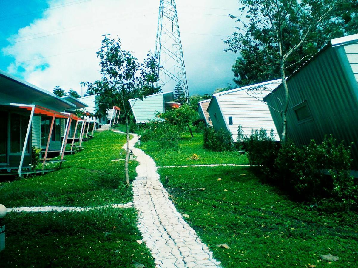 Red Z Cool Mountain Hotell Khao Kho Exteriör bild