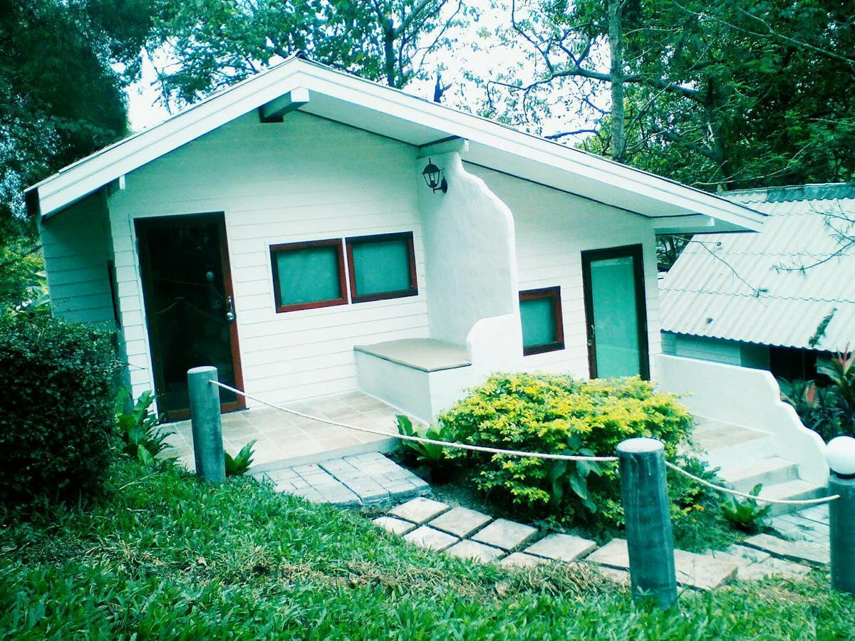 Red Z Cool Mountain Hotell Khao Kho Exteriör bild